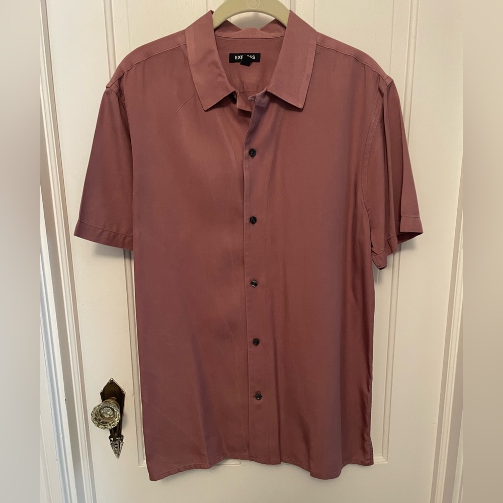 Men’s EXPRESS solid tencel short sleeve shirt size medium